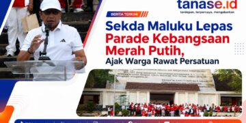 Sekda Maluku Lepas Parade Kebangsaan Merah Putih, Ajak Warga Rawat Persatuan